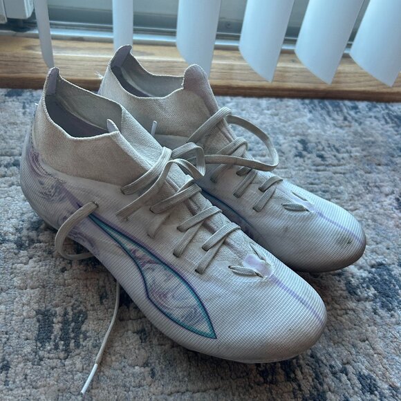 Puma Womens Soccer Cleats - 7.5 - Picture 1 of 6